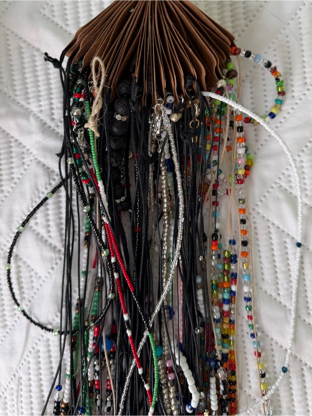 100+ Piece Lot Women's Glass, Natural Stone Hand Beaded Necklaces/Bracelets - Picture 2 of 16